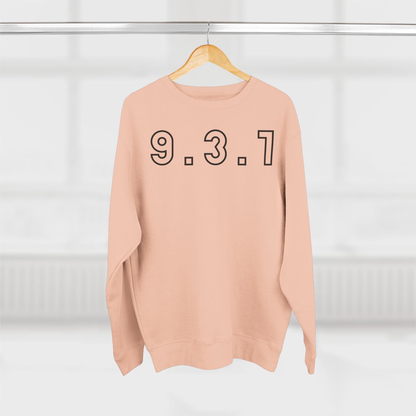 931 Crewneck Black Words