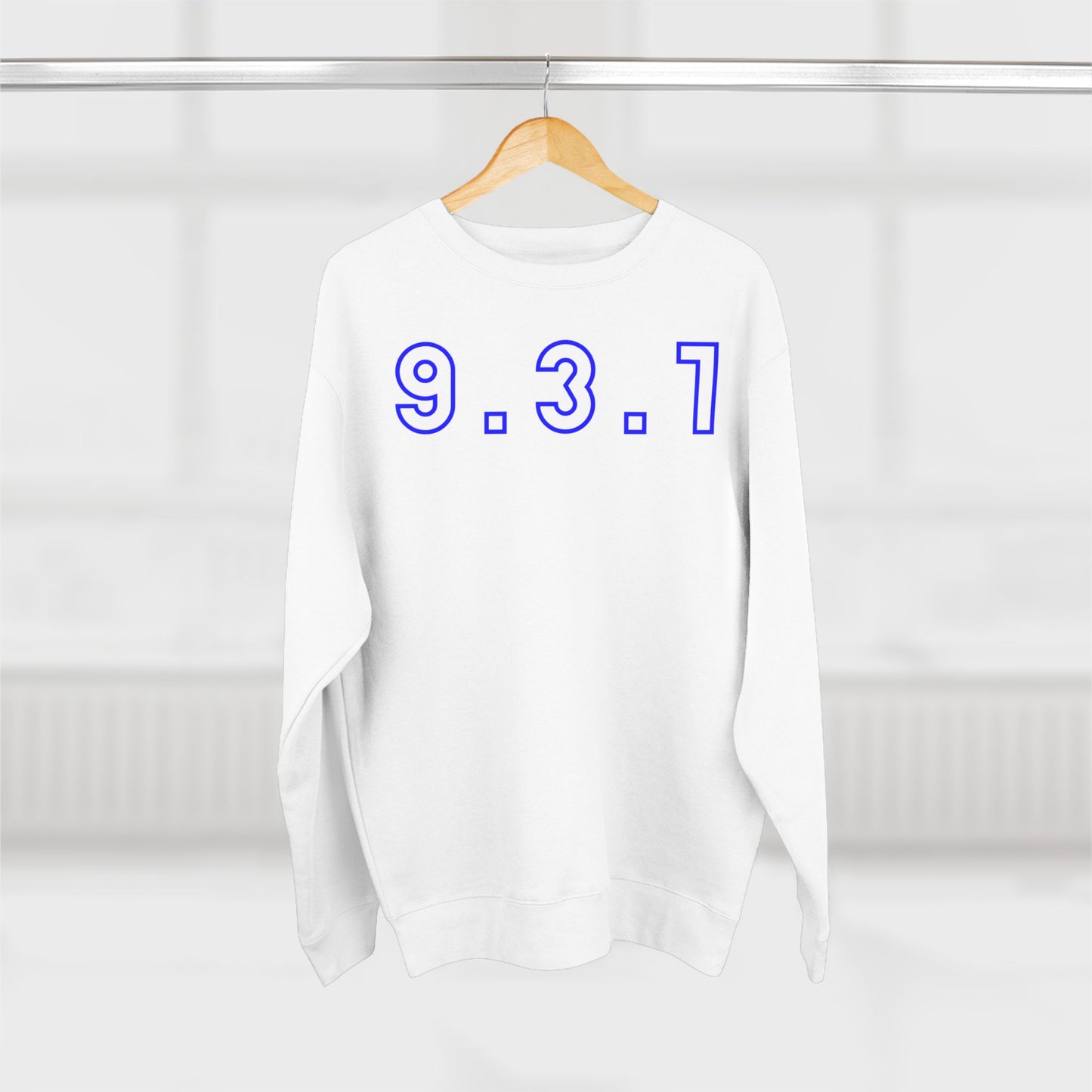 931 Crewneck Blue Words