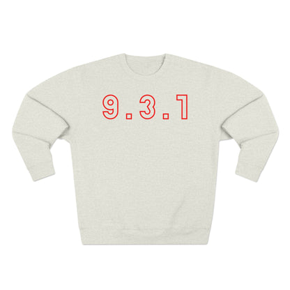 931 Crewneck Red Words